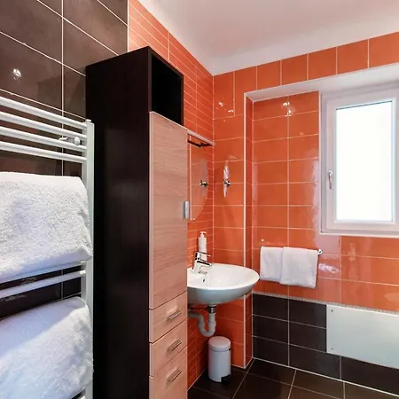 Rosso Sunset - By Myhomeincomo Apartamento Colonno